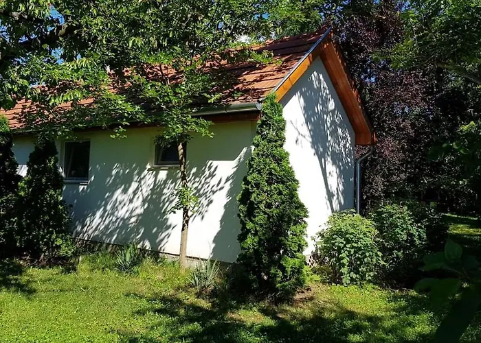 Vakantiehuis - A Little House In The *